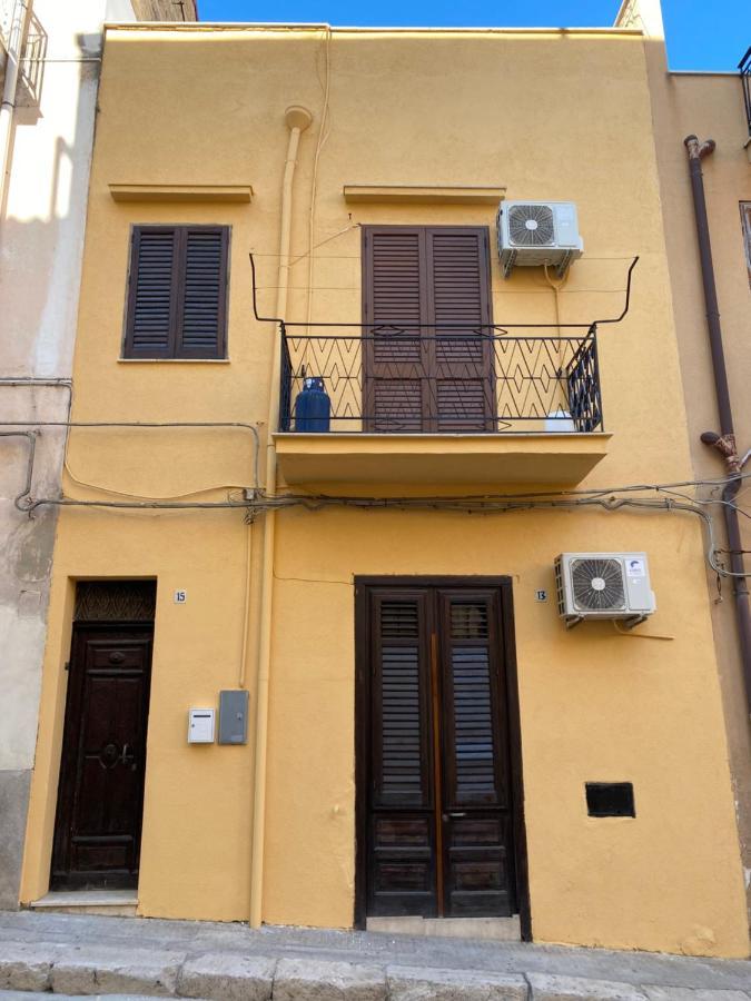 Appartamento Nel Cuore Di Castellamare Del Golfo Кастелламмаре-дель-Голфо Экстерьер фото